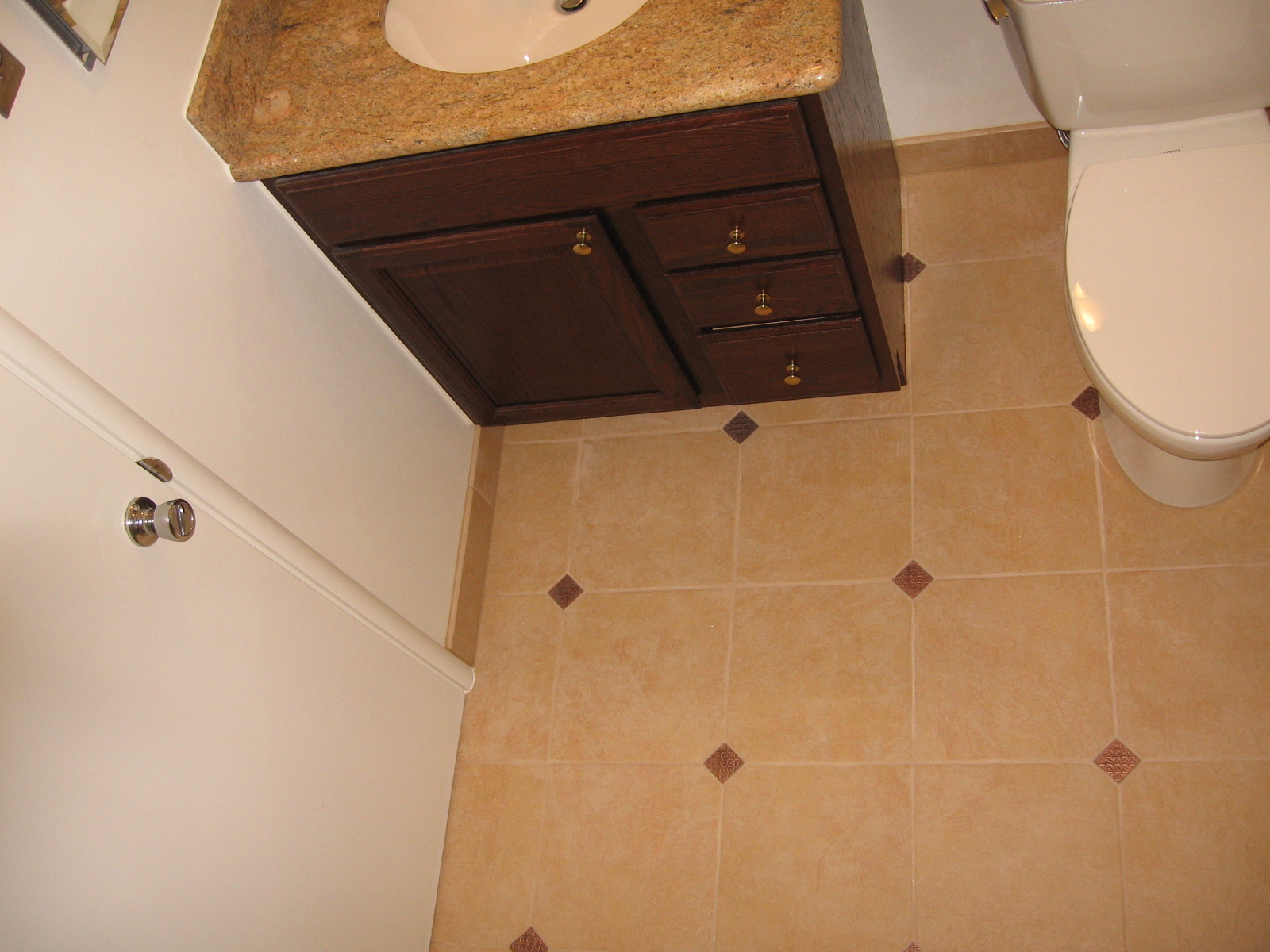 Marvin's - The Boys' Bathroom